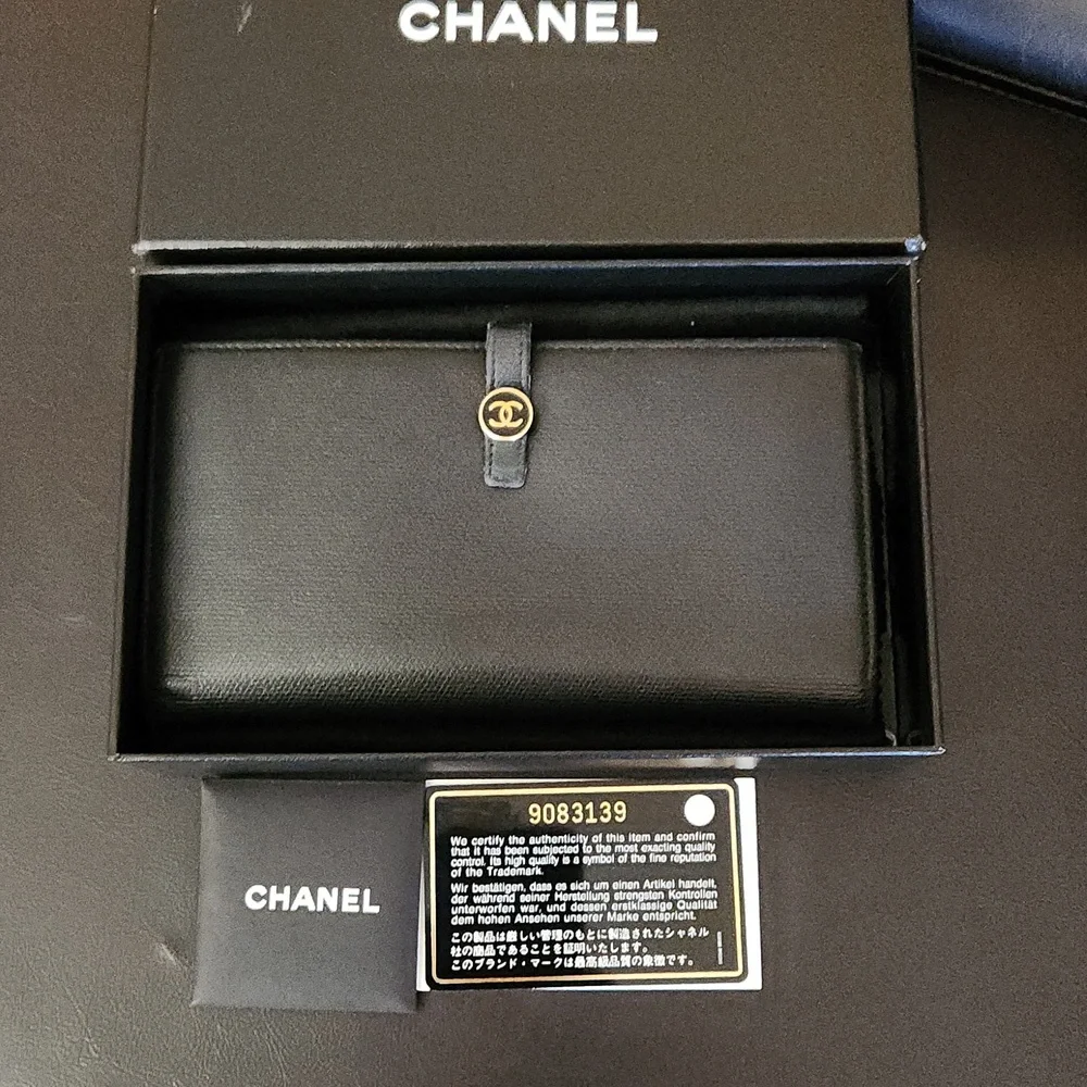 Chanel Long Wallet Firm Price - Picture 1 of 15